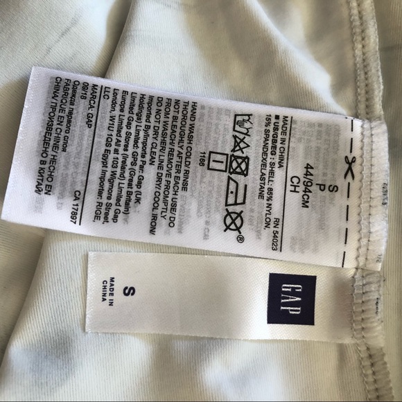 GAP Long Sleeve Rash Protection 2 Piece Bathing Suit Size Small - Picture 6 of 9